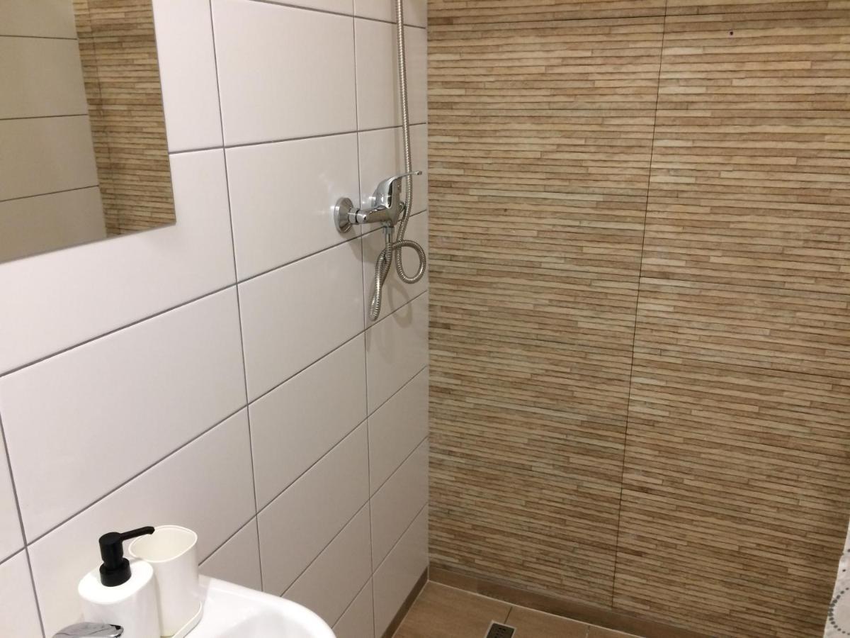 Ubytovani U Brabantika Desná Exteriör bild